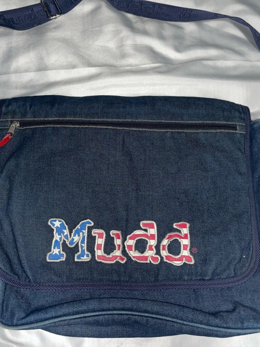 Vintage Y2K Mudd USA Denim Crossbody Messenger Bag Red‎ White Blue Pockets